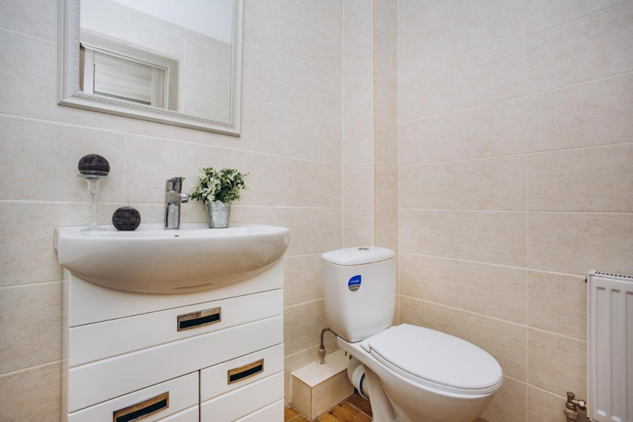 Luxe Apart-Hotel Near Lavina New Building 1 Floor Sumy Zewnętrze zdjęcie